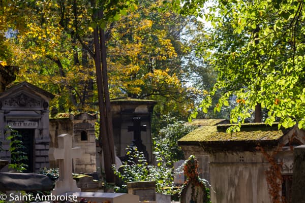 Cimetière à la Toussaint