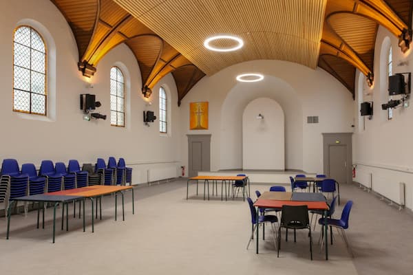 salle Saint Ambroise tables
