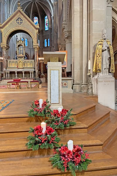 Avent, bougies qui annoncent Noël