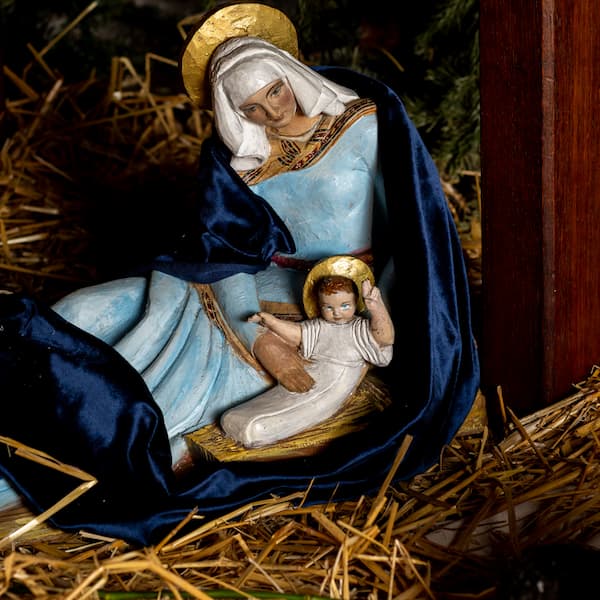 Messe de la Nativité du Seigneur - crèche de Noël 2021 avec Marie et Jésus
