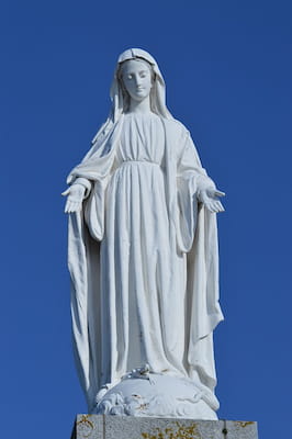 Assomption Statue de Marie