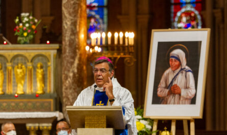 Messe célébrée à Saint Ambroise par Mgr Michel Aupetit
