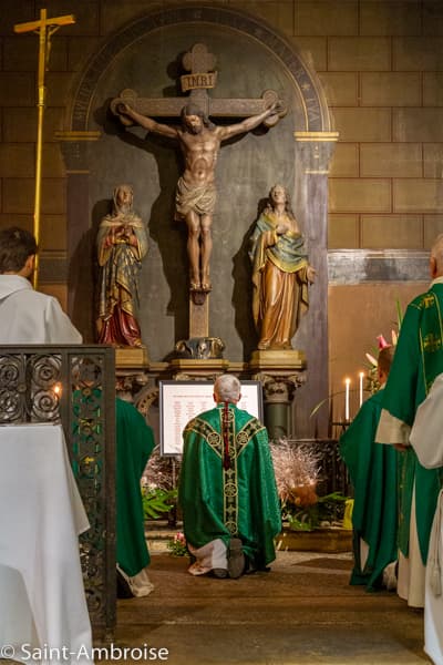 Hommage aux victimes des attentats du 13 novembre à Saint Ambroise - Chapelle du Calvaire