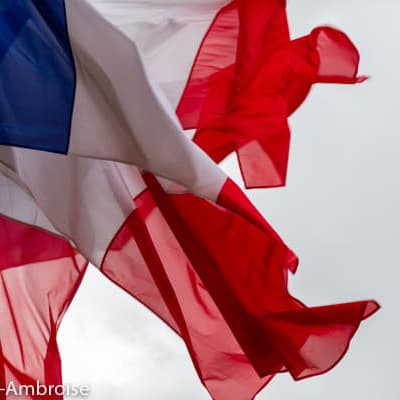 Drapeau de la France, messe pour les combattants