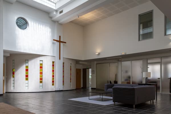 Maison Paroissiale de Saint Ambroise, vue intérieure