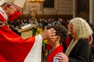 confirmation des-jeunes 2022 - Mgr Philippe Marsset