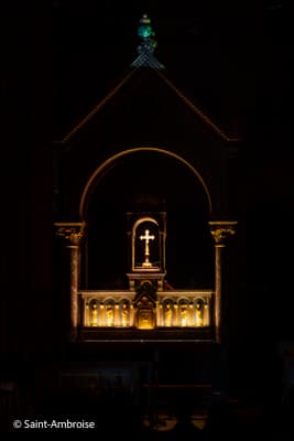 Autel Saint Ambroise nuit