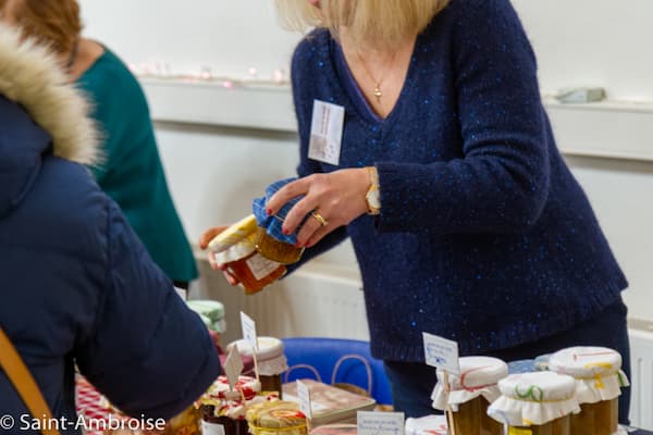 Préparation marché de Noël - Stand confitures