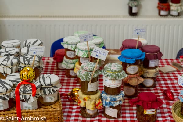 Stand du marché de Noël de Saint Ambroise