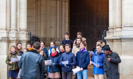 rencontre missionnaire Saint-Ambroise - Chorale au marché de Noël de Saint Ambroise