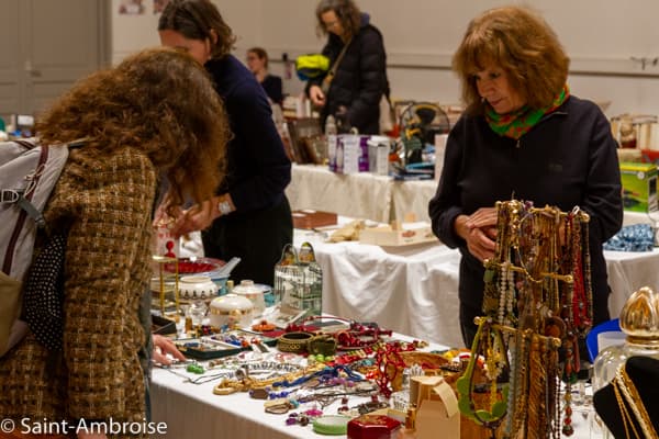 Stand du marché de Noël de Saint Ambroise