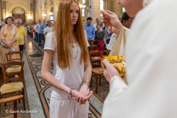 1ère communion 2025 des enfants à Saint Ambroise