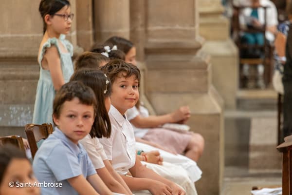 1ère communion 2025 des enfants à Saint Ambroise