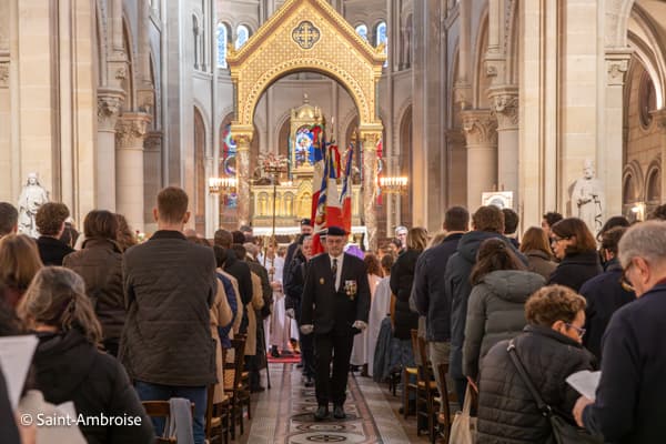 Souvenir Français, messe pour les morts pour la France à Saint Ambroise