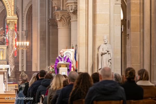 Souvenir Français, messe pour les morts pour la France à Saint Ambroise